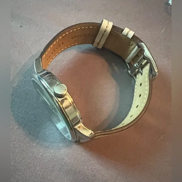 Coach Snoopy Dial Watch with Beige Strap - Picture 3 of 7